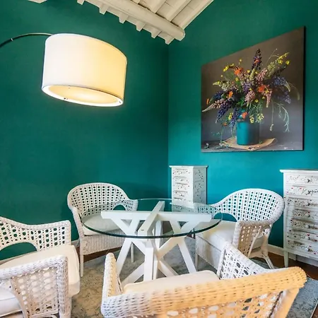 Assolata Villa Monte Benichi