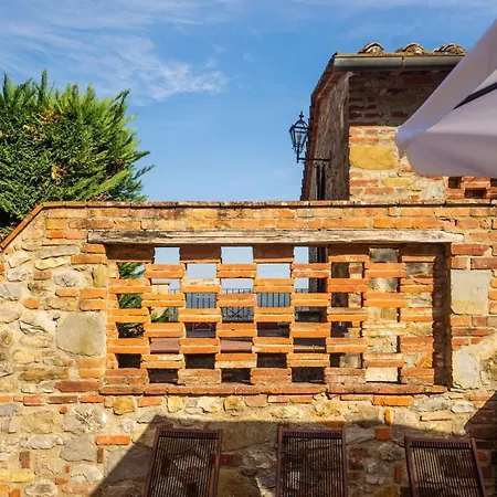 Villa Assolata Monte Benichi